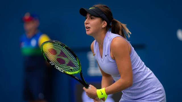 看到他与众 看到他与众