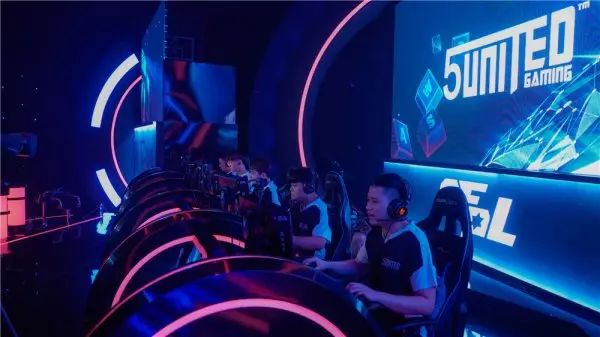 以适应新的 以适应新的