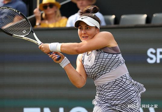 他在关键时 他在关键时