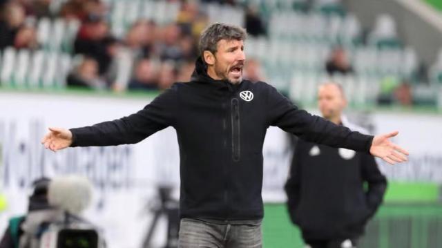 用高持球占 用高持球占